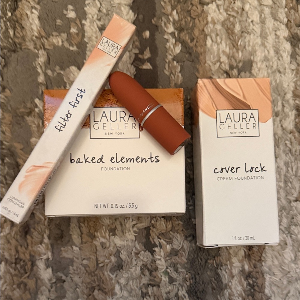 Laura Geller Baked Elements and Cover Lock Foundation Set with Mac Lippie